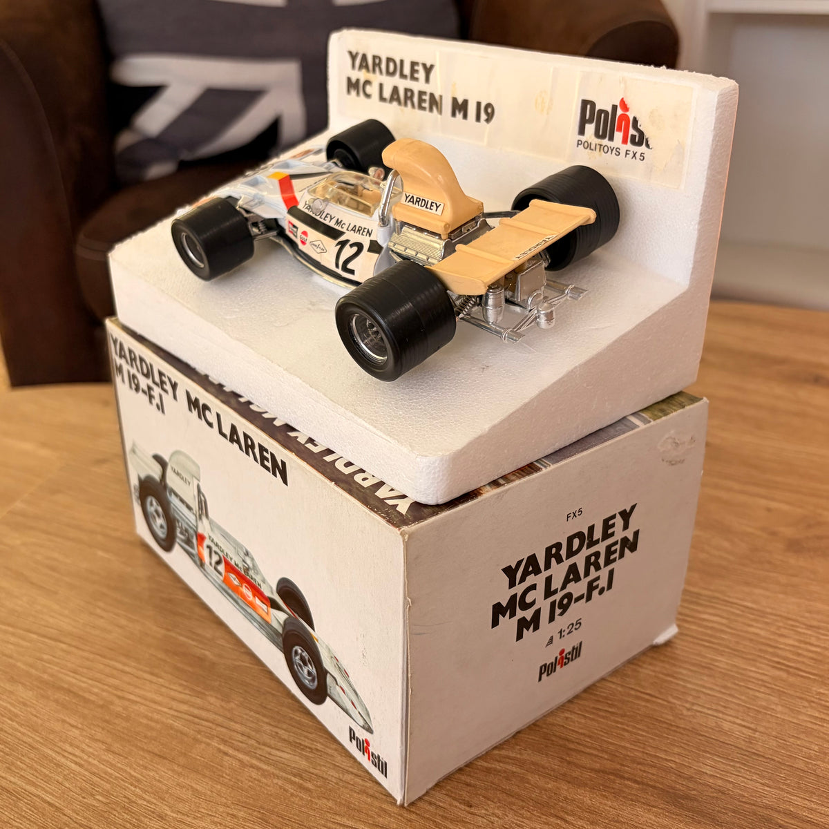 MC LAREN YARDLEY M 19 F.1