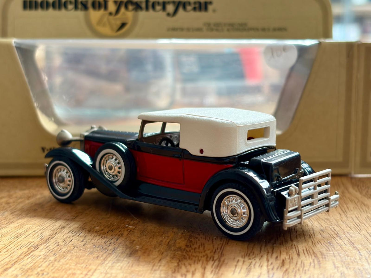 PACKARD VICTORIA 1930